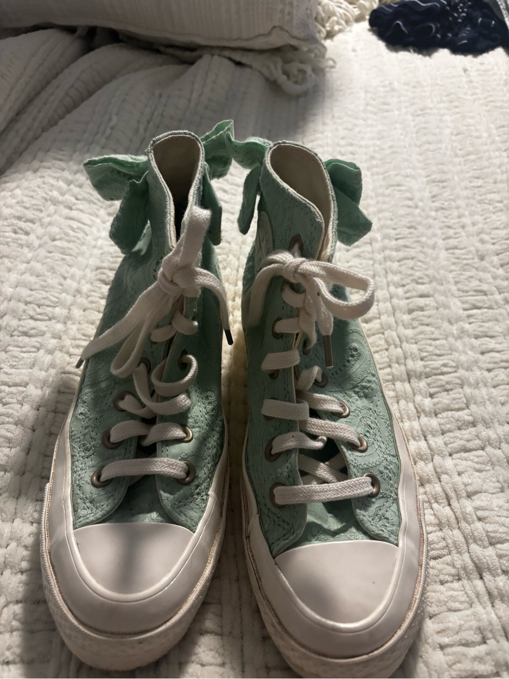Converse Chuck 70 High Top Bow Sneaker - Mint Eyelet Lace (EUC)
